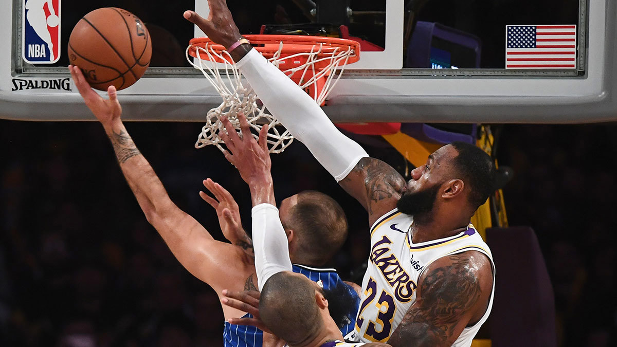 NBA.. ماجيك يتفوق على ليكرز مجددًا في دوري السلة الأمريكي