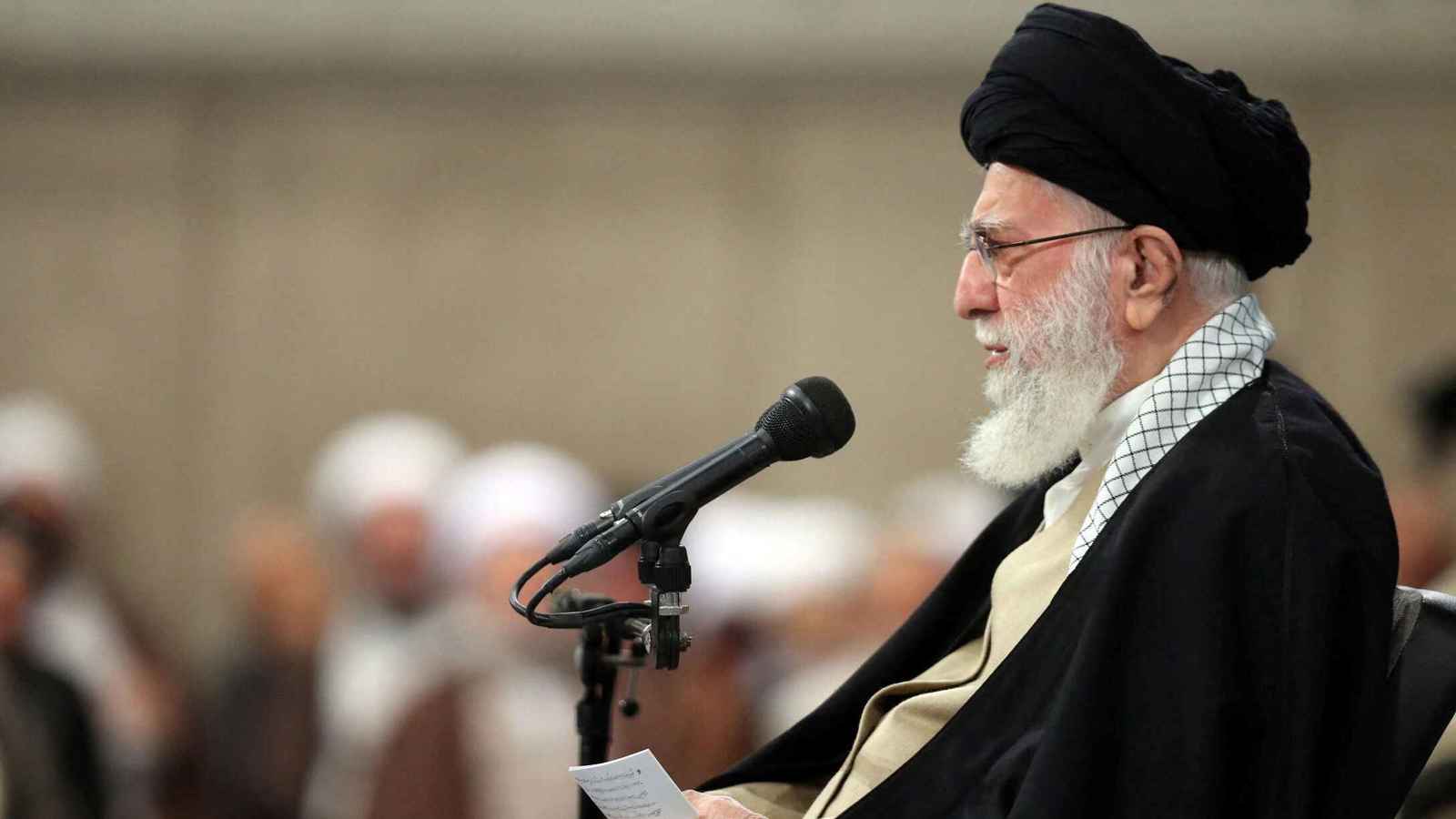 خامنئي يتوعد إسرائيل وأمريكا برد "يفوق التصور"