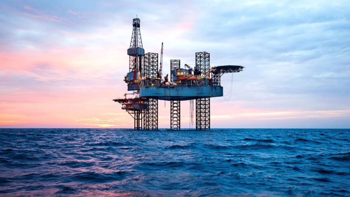 أسعار النفط تتراجع بفعل شح تفاصيل اتفاق تجاري بين أمريكا والصين