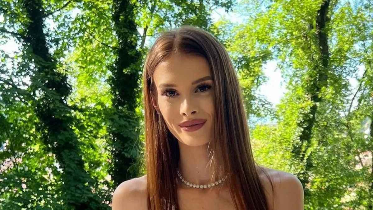 رومانيا.. مقتل نجمة تلفزيون حامل وسط الشارع (فيديو)