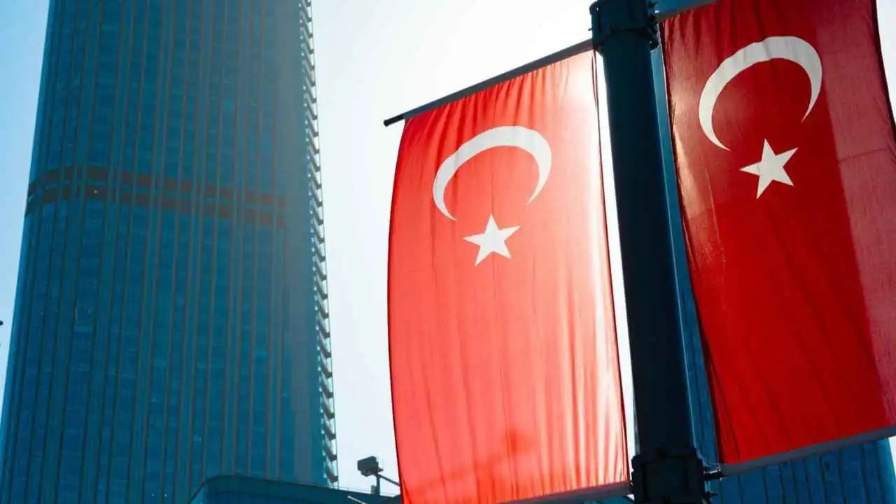 مصادر تكشف عن دور تركي لسد الفجوة بين واشنطن وطهران