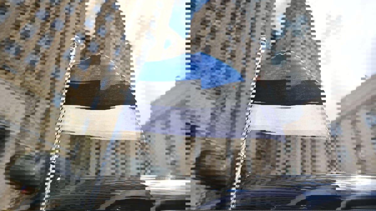 إستونيا تطرد رئيس الكنيسة الروسية وتعتبره "تهديدًا للأمن" 