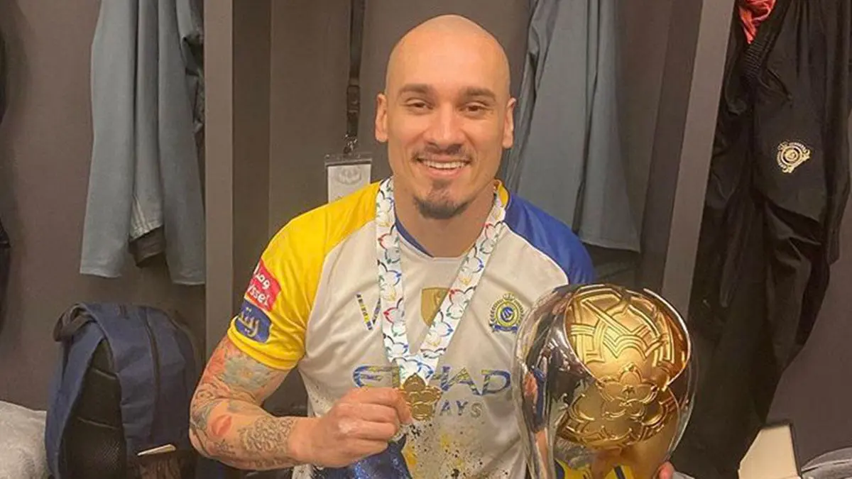 مايكون يعلن رسميا رحيله عن نادي النصر السعودي