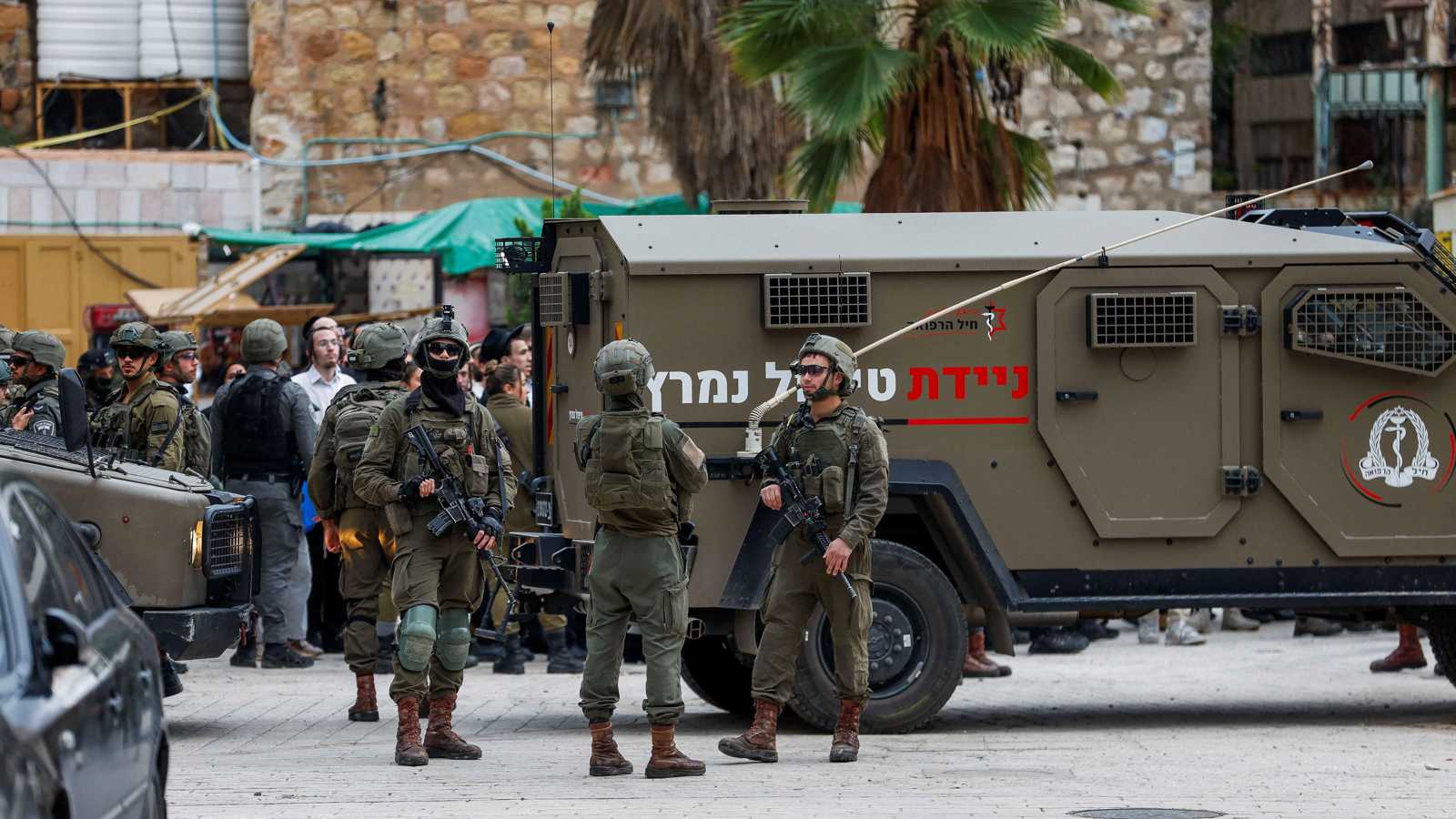 الجيش الإسرائيلي يشن اقتحامات واعتقالات واسعة بالضفة الغربية والقدس