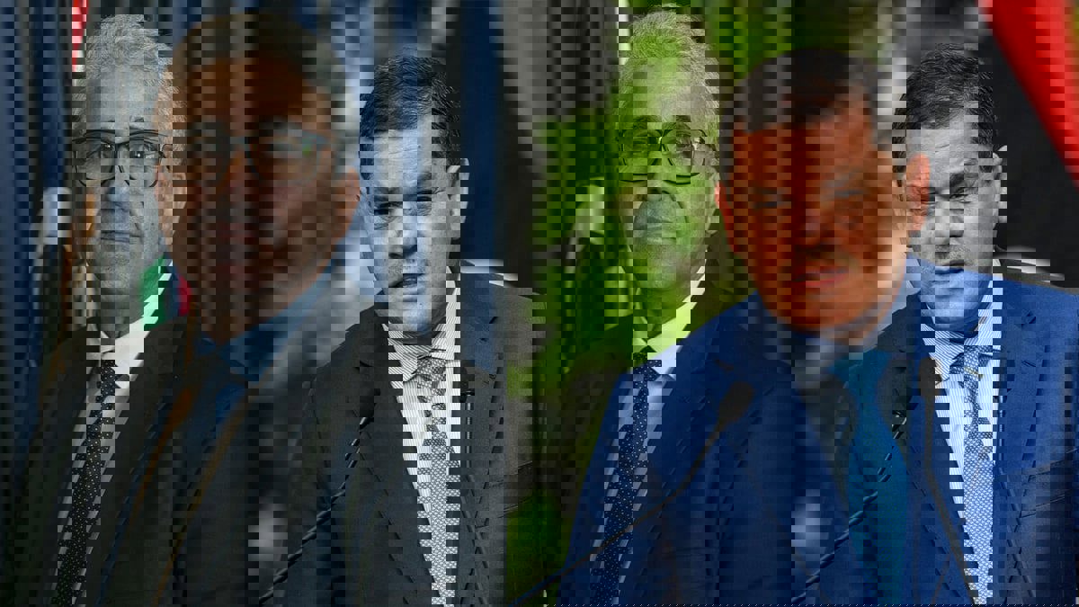 هل أصبح سيناريو الحكومتين "أمرا واقعا" في ليبيا؟