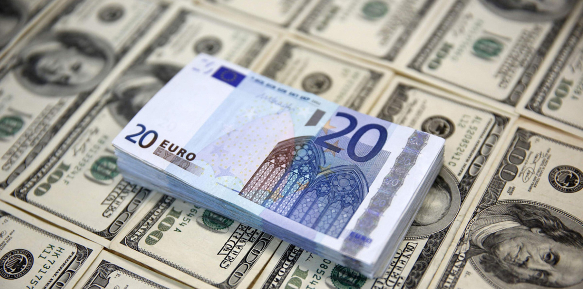 اليورو يبدد مكاسبه وسط انتخابات جديدة تلوح في أفق إيطاليا