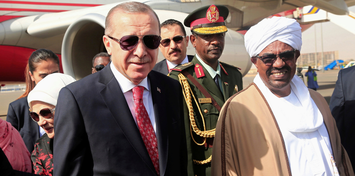 تحسّر مصري على "سواكن" التي "أهداها" البشير لأردوغان