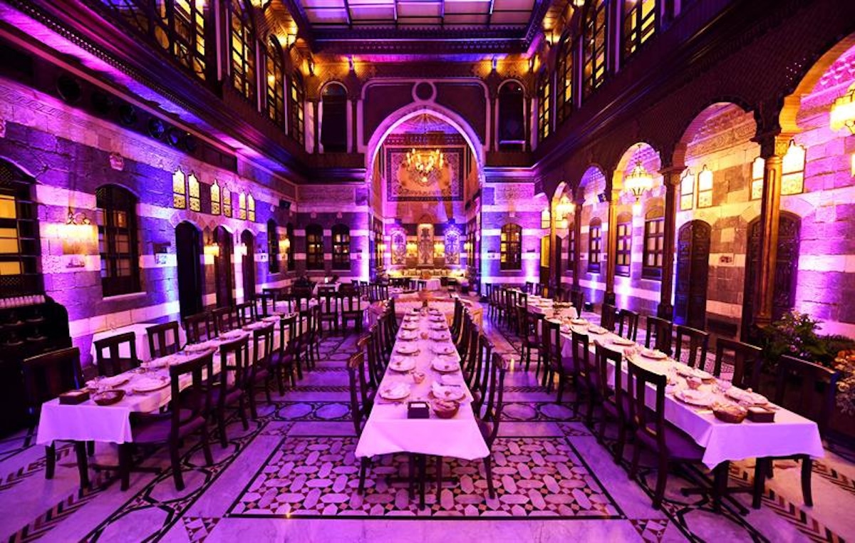 سوريا.. إغلاق مطاعم وملاه ليلية يثير الجدل والانقسام في دمشق