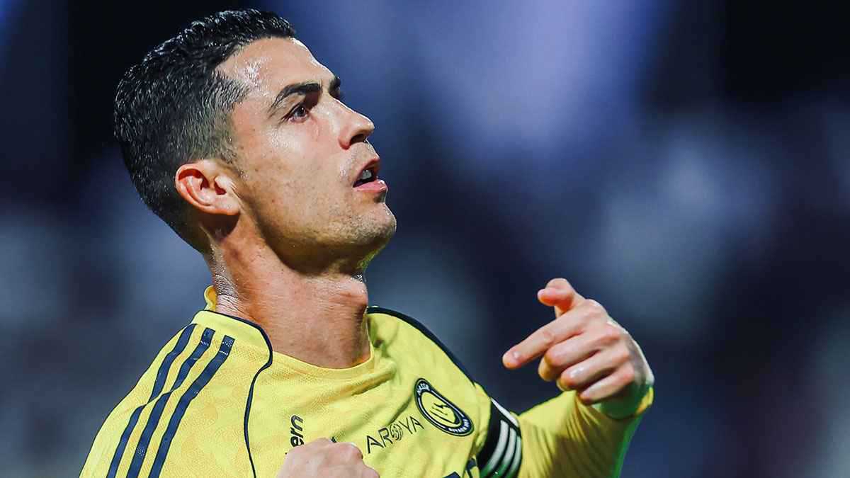 سأعطيك جزءًا من راتبي.. لاعب ريال مدريد السابق يكشف سرًا عن رونالدو 