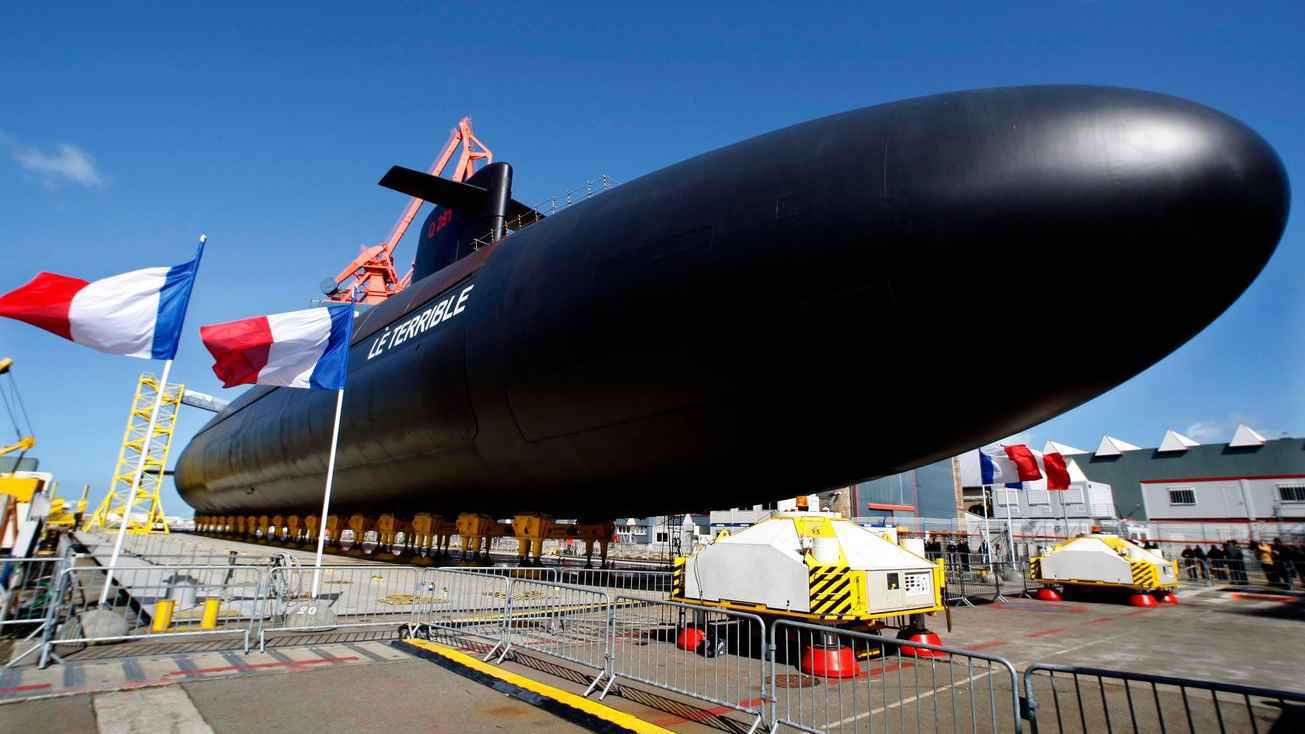 فرنسا تلوح بـ"الردع النووي" لحماية أوروبا