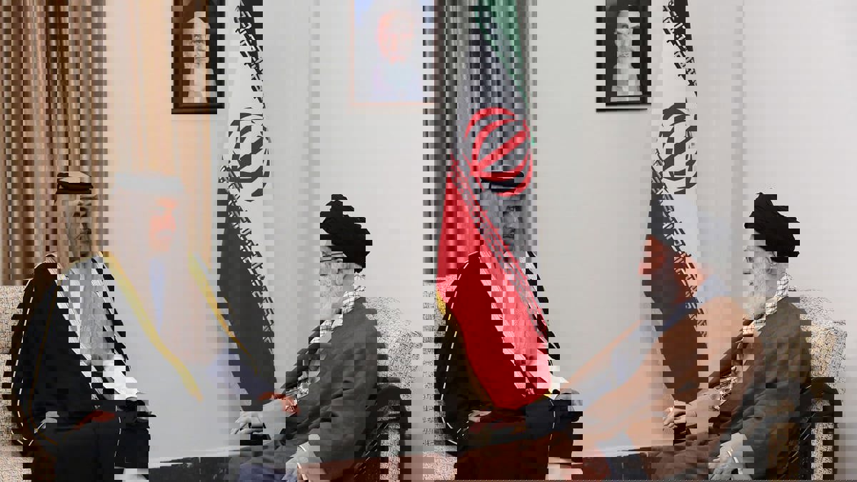 خامنئي لأمير قطر: مستوى العلاقات بين الدوحة وطهران "متدن للغاية"