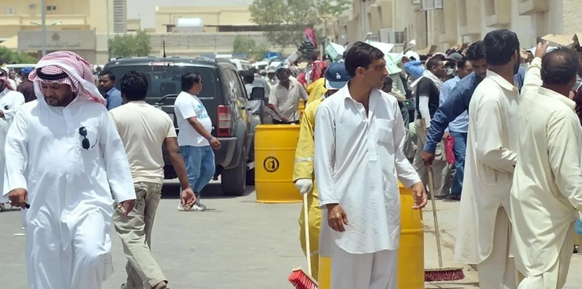 مقطع فيديو غامض يتسبب بموجة جدال حول وجود الوافدين في السعودية