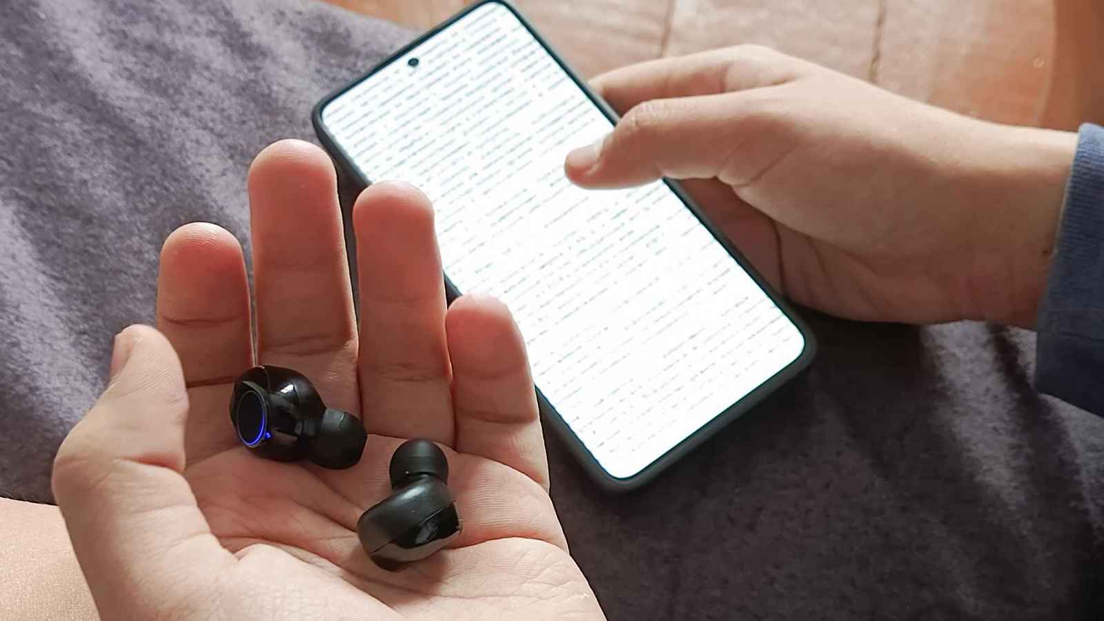 الأمن السوري يضبط شبكة تروّج سماعات لاسلكية للغش في الامتحانات