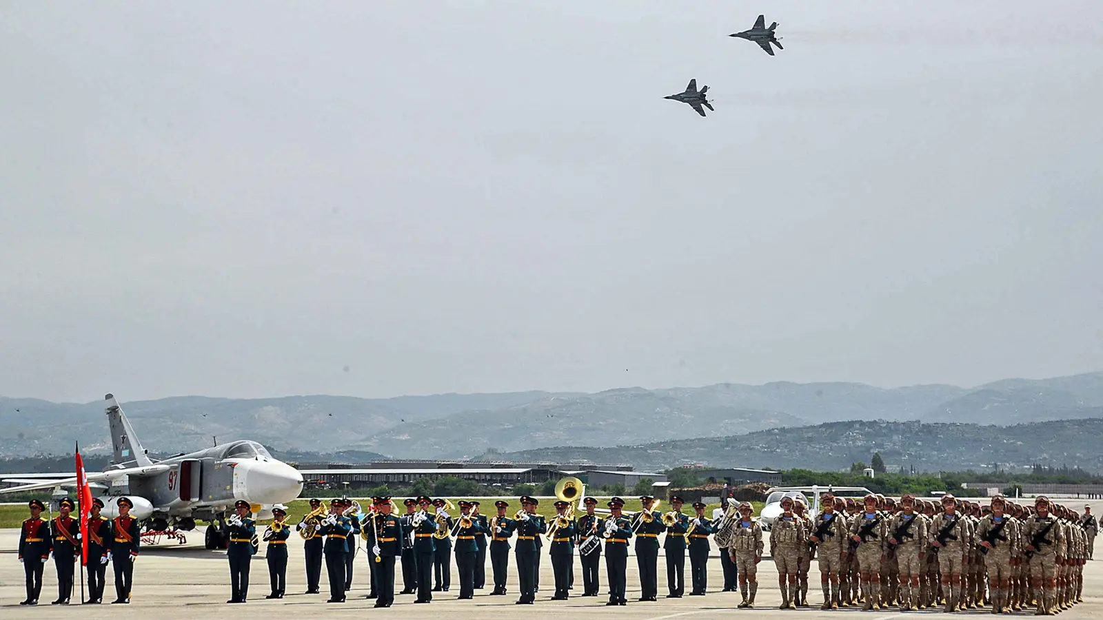 "تاس": دمشق لا تنوي خرق اتفاقيات القواعد الروسية في سوريا