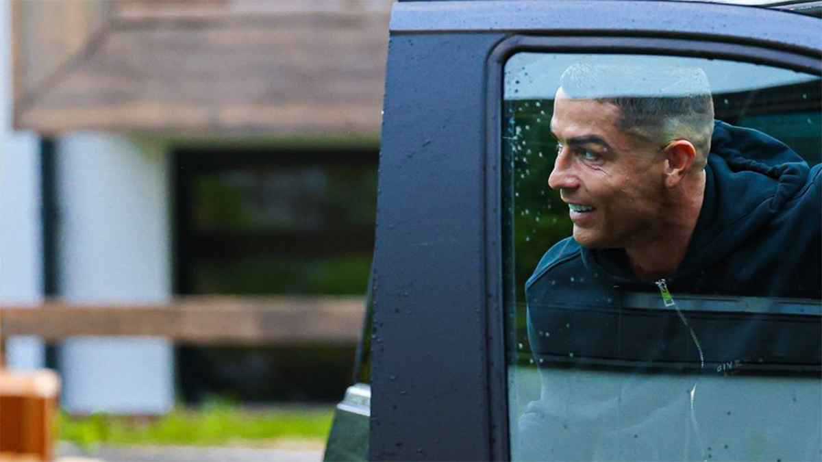 الآن عمري 40.. أول لقاء بين رونالدو وجيسوس في معسكر النصر (فيديو)