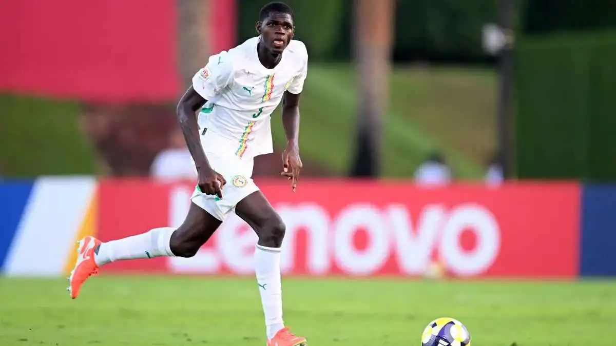 ليفربول ينقض على نجم منتخب السنغال الشاب