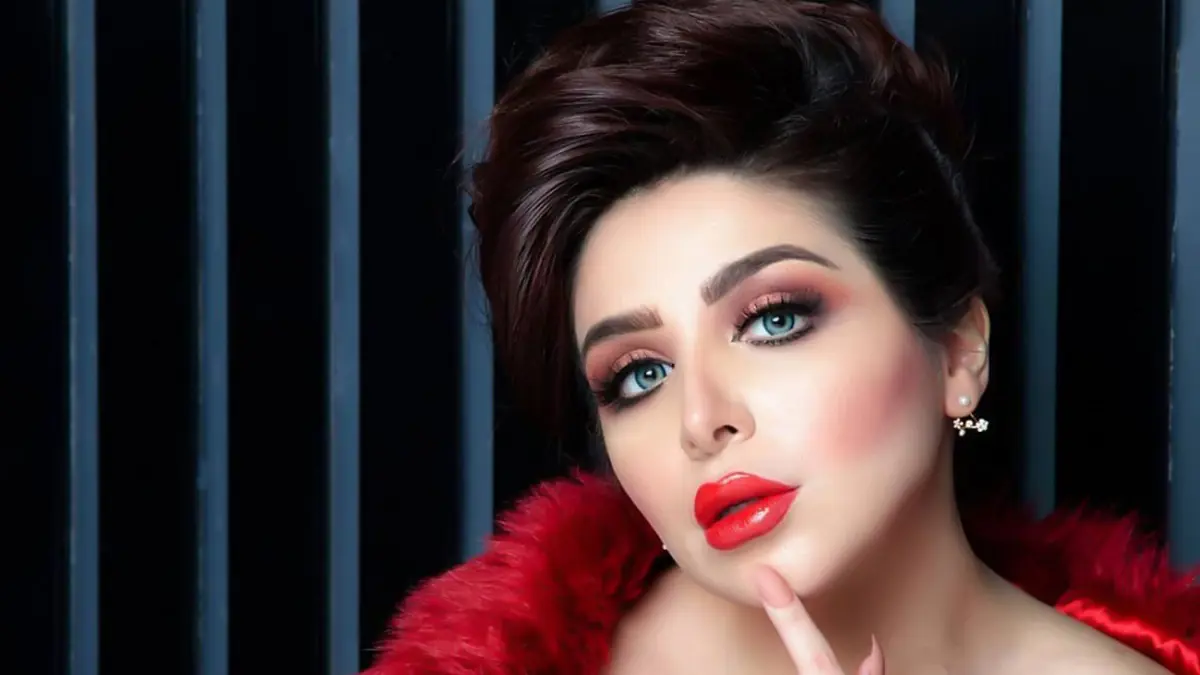 بعد أن روّجت شائعة وفاتها.. حلا نورة توجه رسالة مؤثرة لوالدتها في عيد الأم 