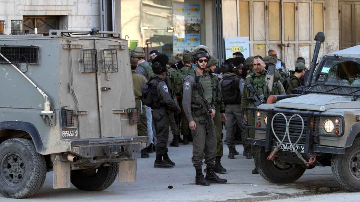 ضربة إسرائيلية تقتل 3 فلسطينيين بينهم طفلان في الضفة الغربية