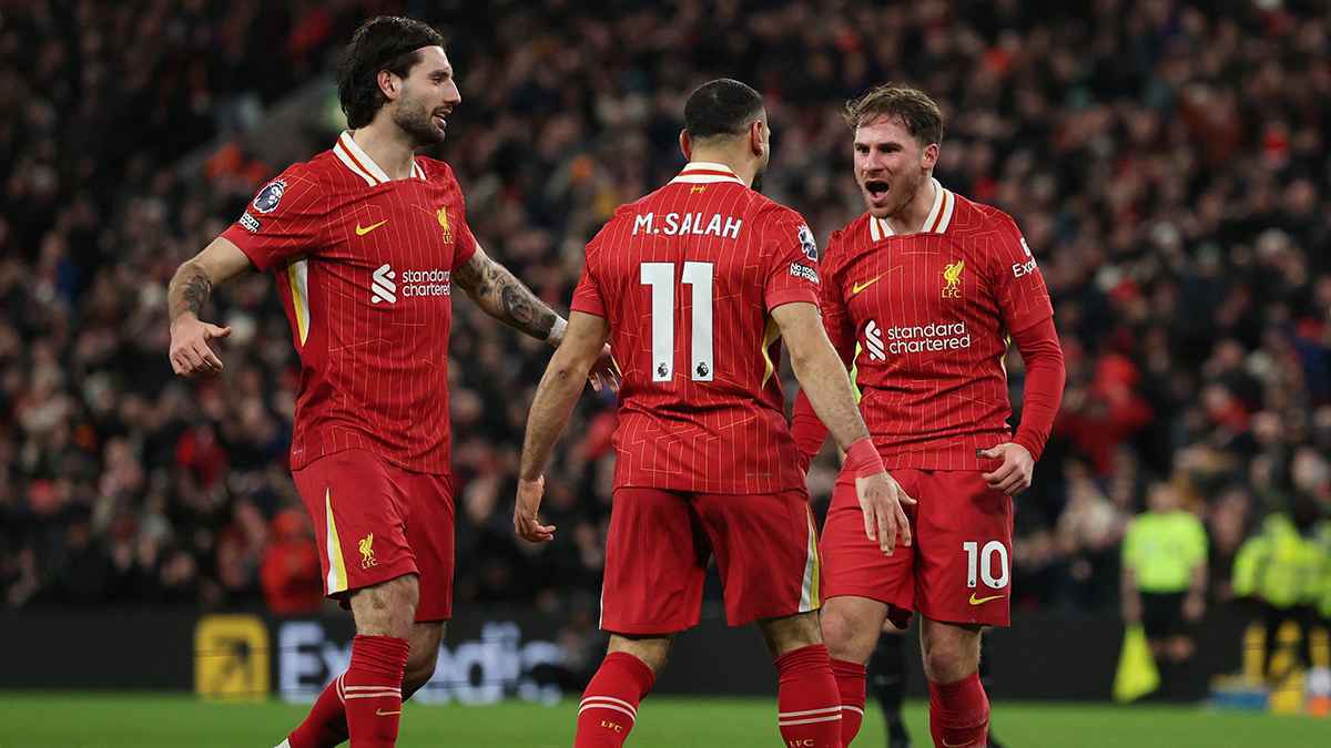 ليفربول ينهي شراكة 5 سنوات مع نايكي ويعلن العودة إلى أديداس (فيديو)