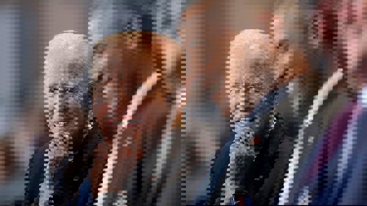 واشنطن بوست: بايدن يعيد تدوير سياسات  "الضعف والاسترضاء" الخاصة بأوباما في الشرق الأوسط