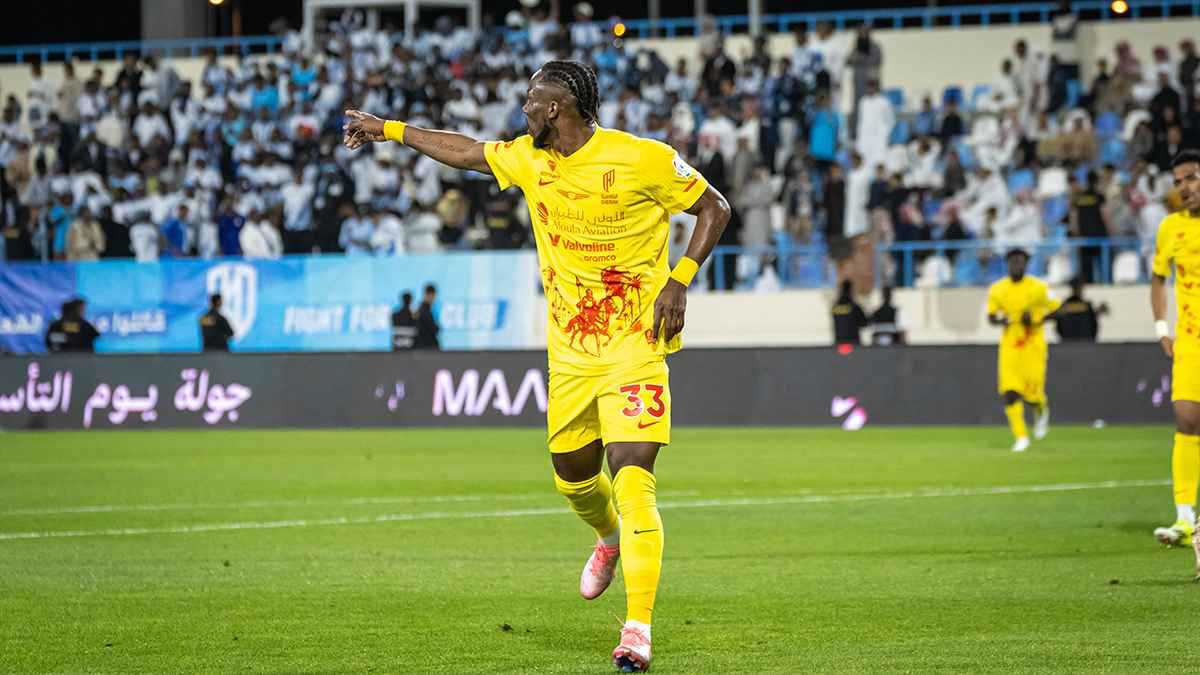 ترتيب الدوري السعودي بعد فوز القادسية على الأخدود 