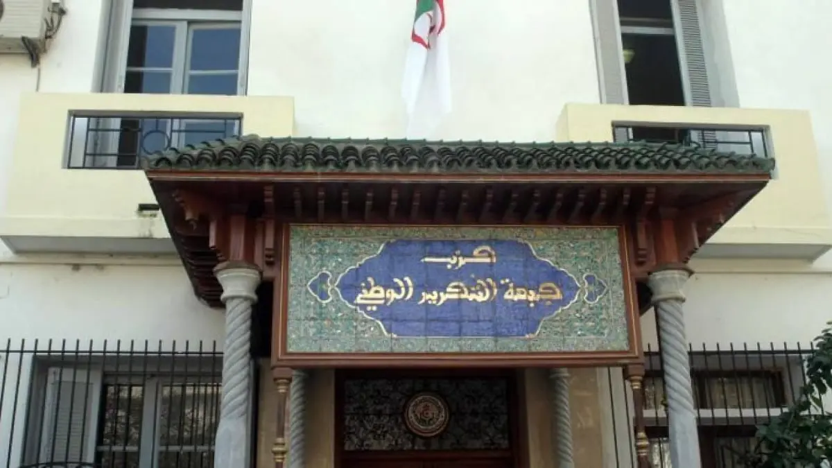 الجزائر.. حزب بوتفليقة يكسب "جولة داخلية"