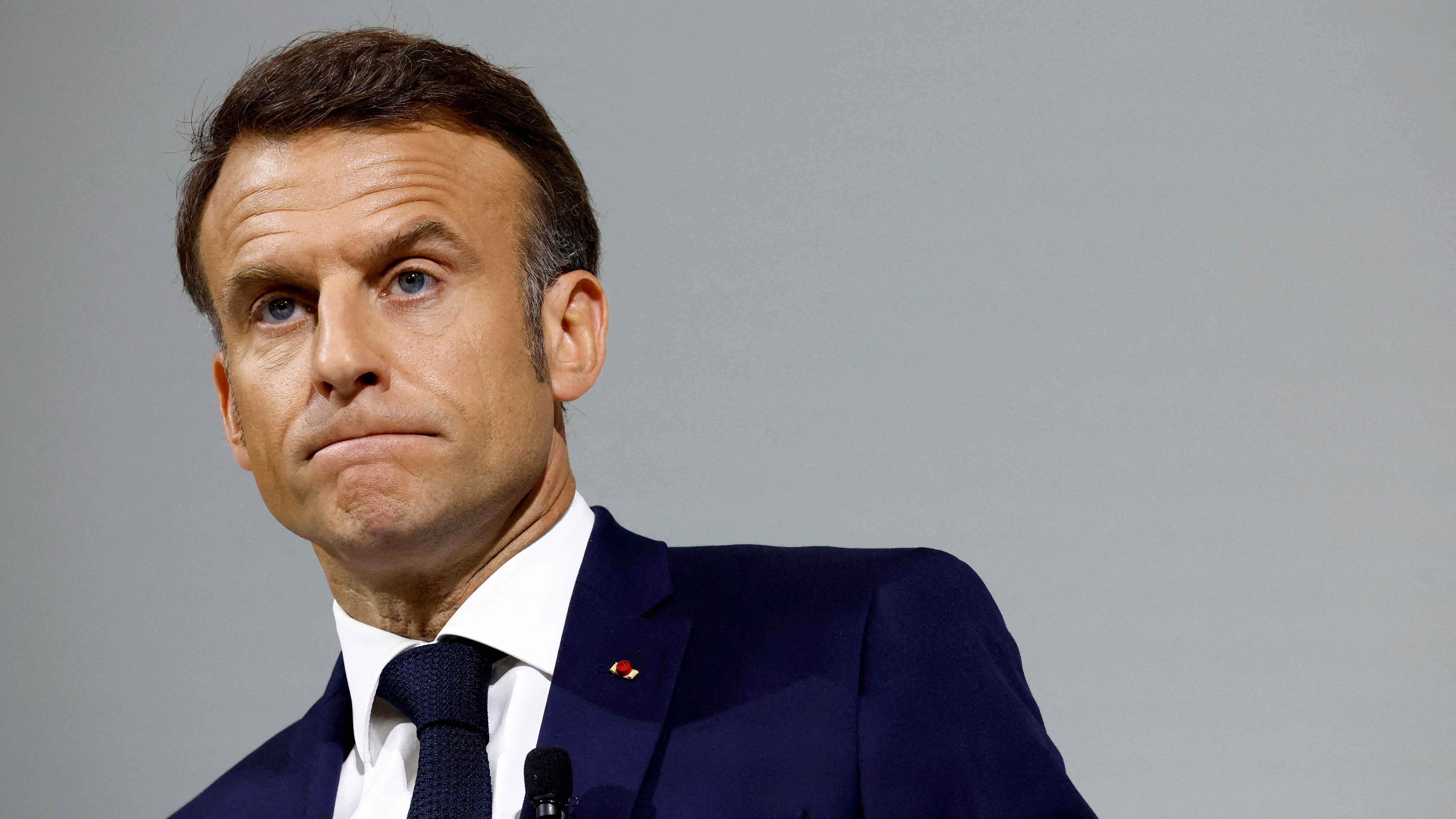 بين "التعايش" و"الانقلاب".. علاقة متوترة تجمع ماكرون باليمين المتطرف