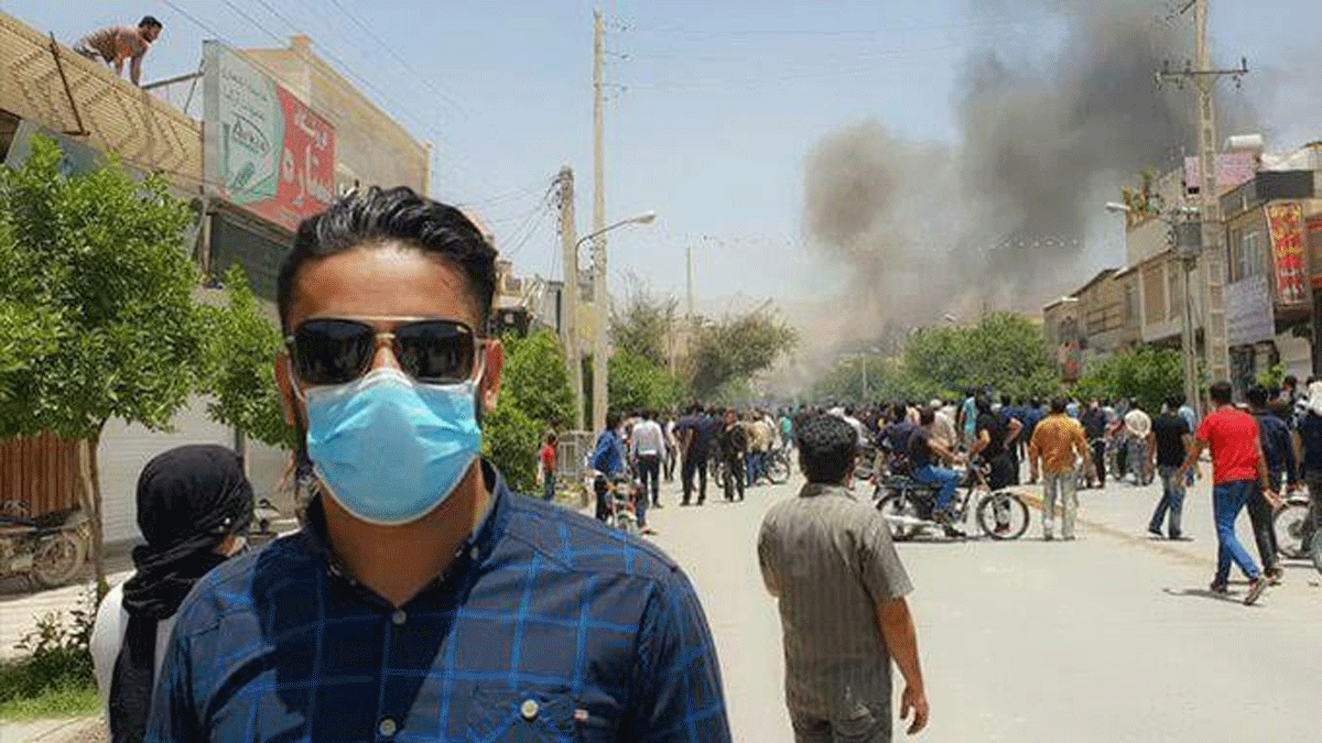 الأمن الإيراني يعتدي على تظاهرة مؤيدة لـ"الحركة الخضراء" في ذكراها العاشرة  (فيديو)‎