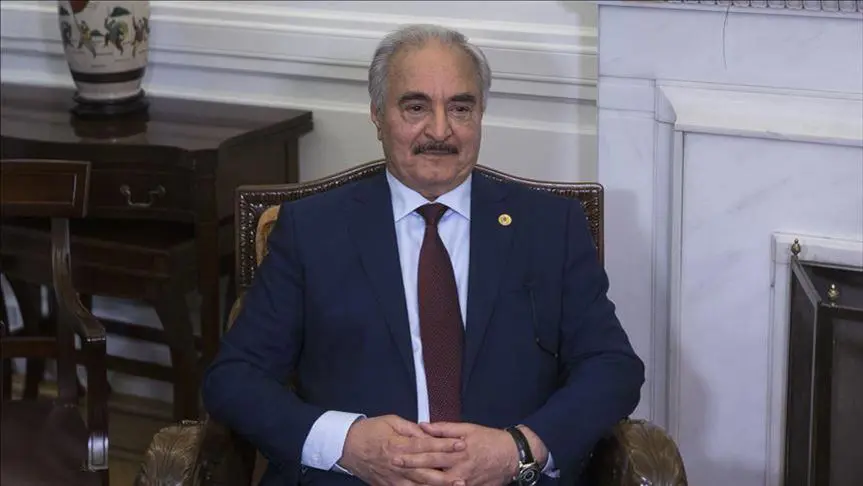 حفتر يعلن الترشح لانتخابات الرئاسة الليبية
