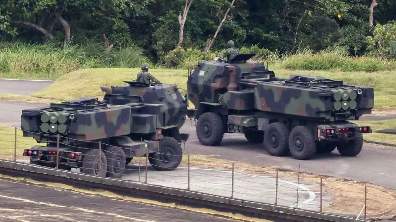 سلاح بموافقة فورية وتسليم مؤجل.. تناقض زمني في دعم واشنطن لتايوان