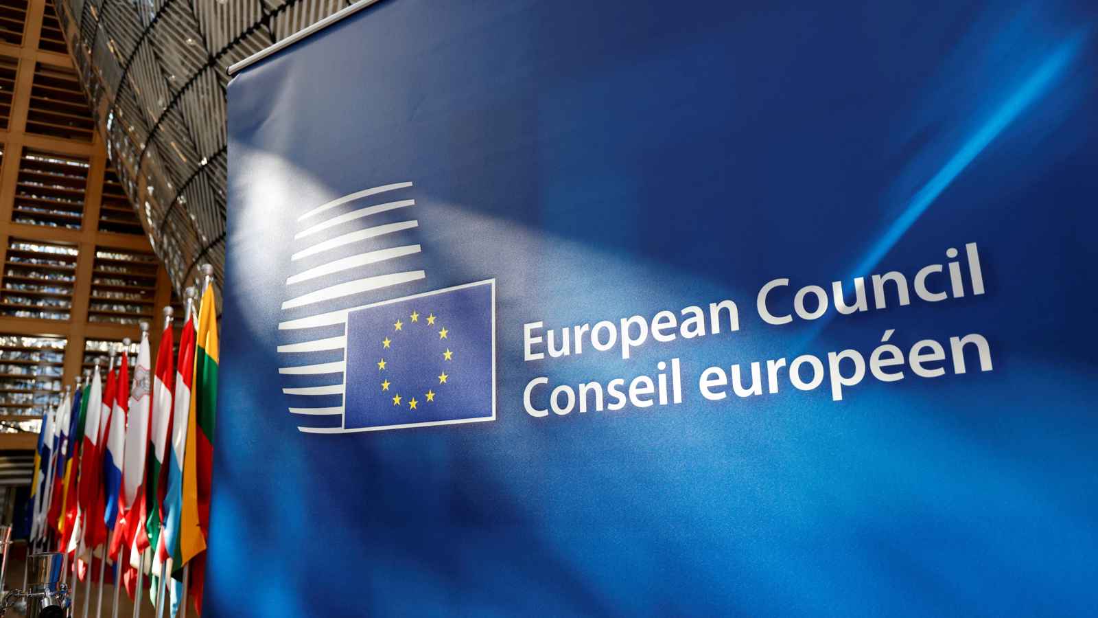 "لوموند": الدول الأوروبية تفتقر لـ"توافق الآراء" بشأن الدفاع