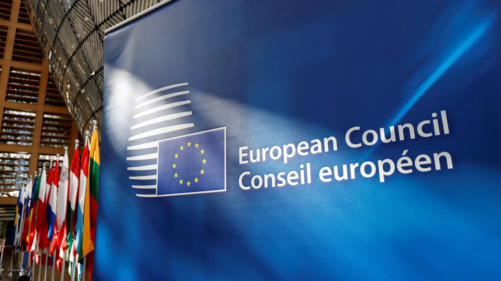 "لوموند": الدول الأوروبية تفتقر لـ"توافق الآراء" بشأن الدفاع