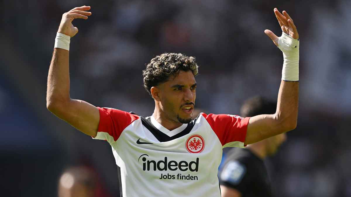 عاشه رياض محرز.. جحيم غوارديولا الذي يرعب عمر مرموش