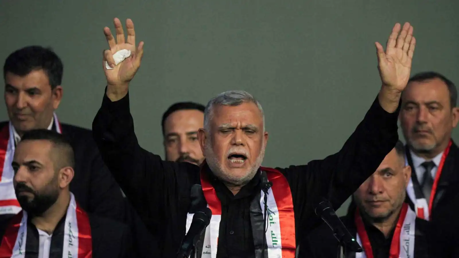 تقرير بريطاني: قادة الميليشيات العراقية انسحبوا خوفاً من مصير نصر الله