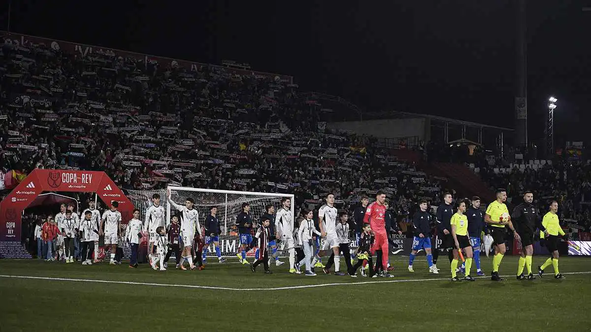 ليكن لديكم بعض الحياء.. جماهير ريال مدريد تهاجم نجمي الفريق