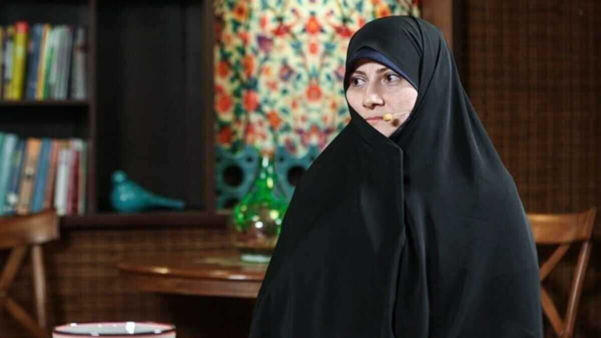 إصابة ناشطة إيرانية بارزة بسكتة دماغية بعد التحقيق معها