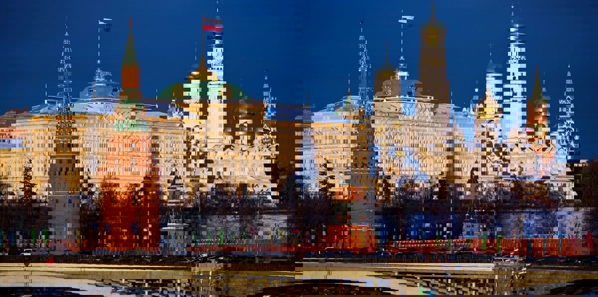 روسيا تدعو أعضاء مجلس الأمن ودولًا عربية إلى المشاركة بمؤتمر سوتشي