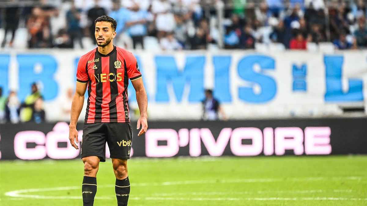 وعكة صحية تُجبر محمد عبد المنعم على الانتقال للمستشفى (صورة)