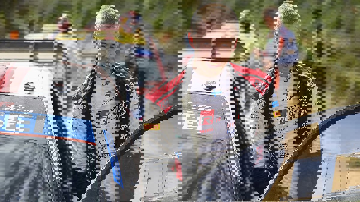 تويوتا يستدعي روفانبيرا لتعويض غياب أوجيه عن رالي بولندا