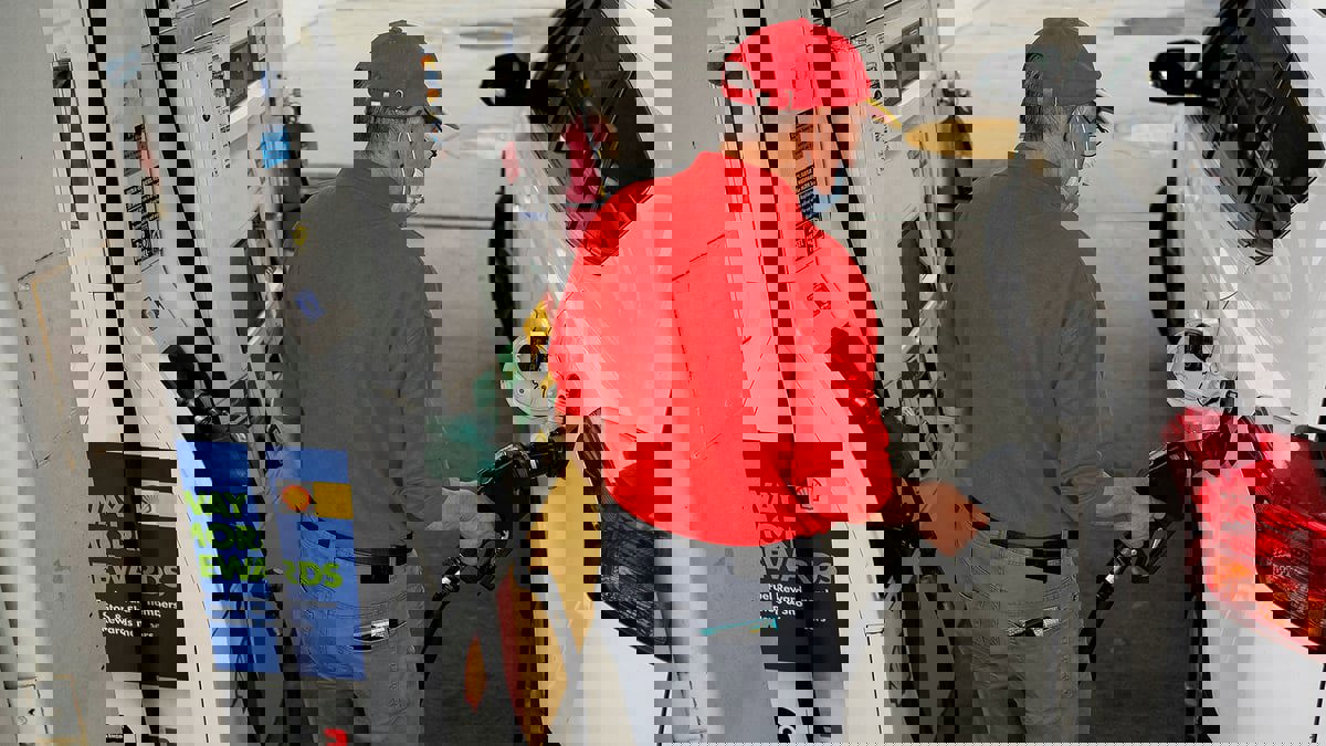 ارتفاع أسعار النفط قبل نشر بيانات المخزونات الأمريكية