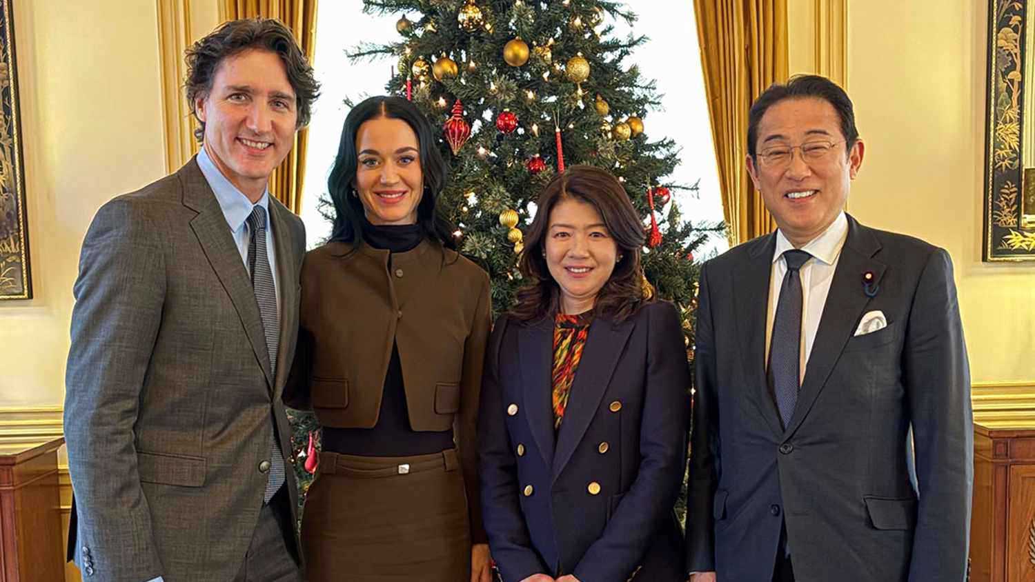 كاتي بيري وجاستن ترودو يؤكدان علاقتهما عبر إنستغرام