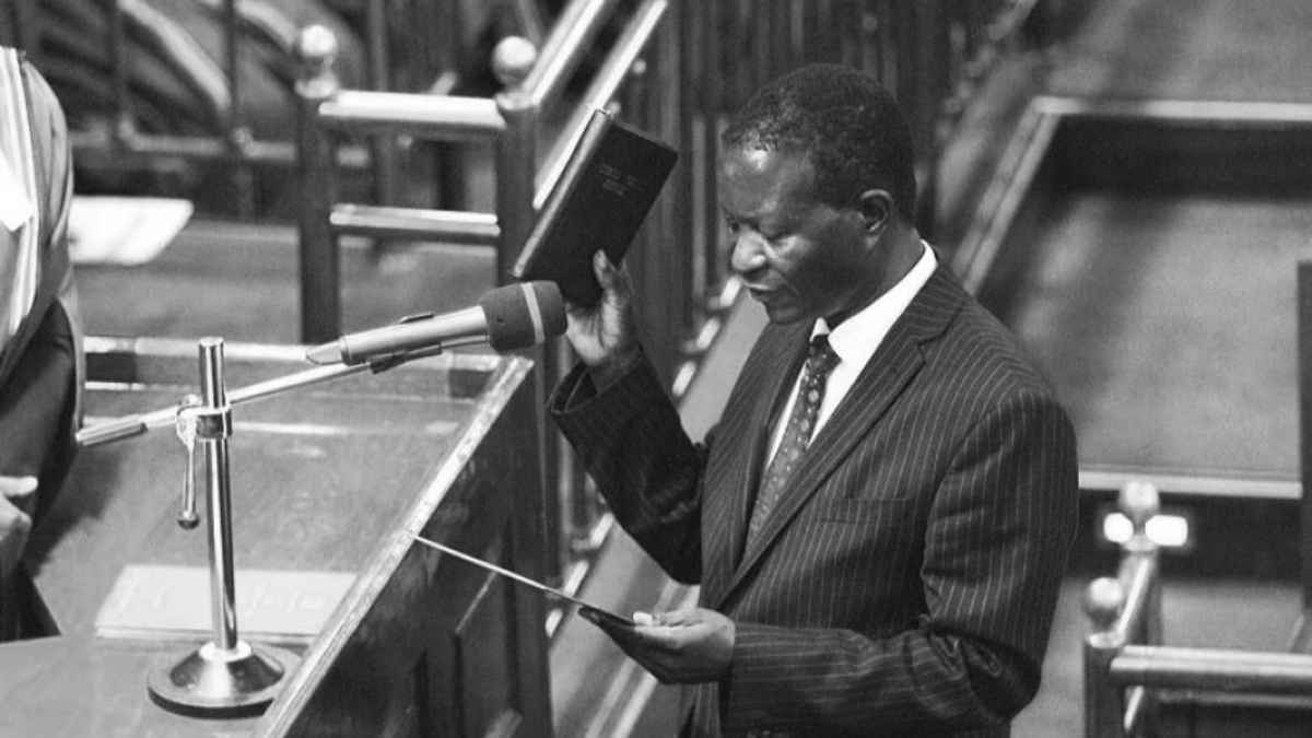 من مسافة قريبة.. اغتيال نائب كيني بهجوم في نيروبي (فيديو)