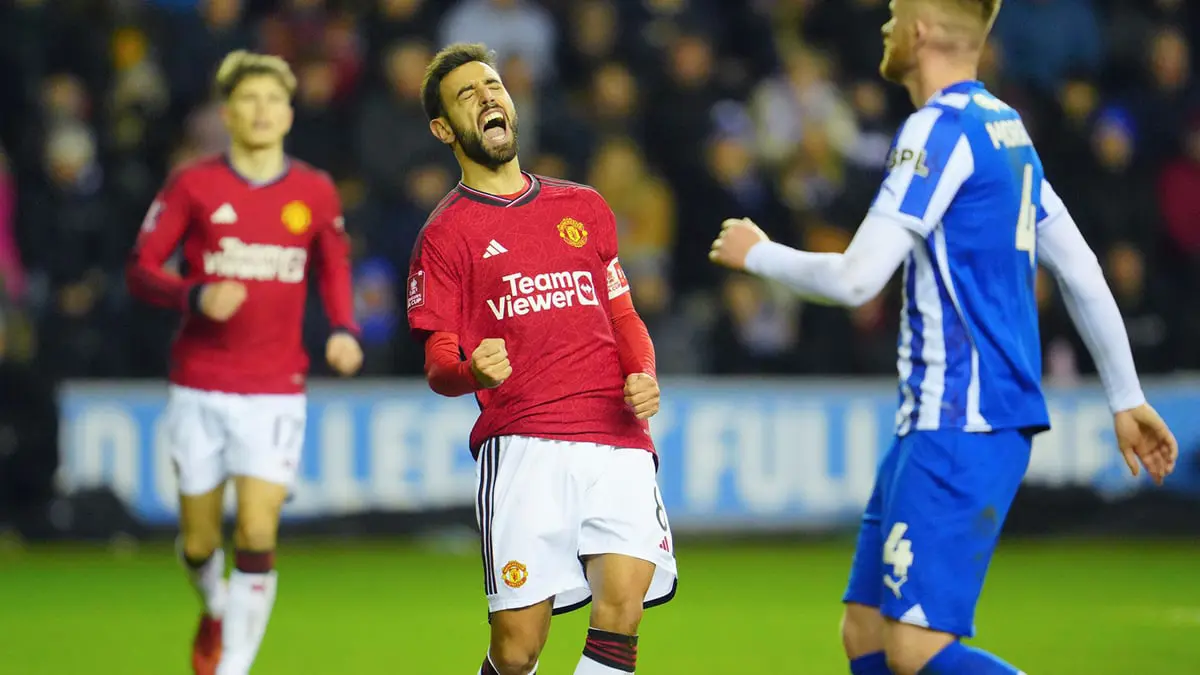 مانشستر يونايتد يعود لطريق الانتصارات على حساب ويغان