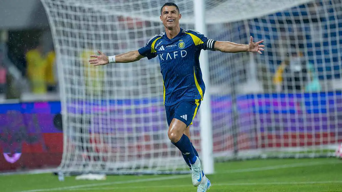 ردود أفعال هائلة لقصّة انتقال رونالدو إلى الأفريقي التونسي