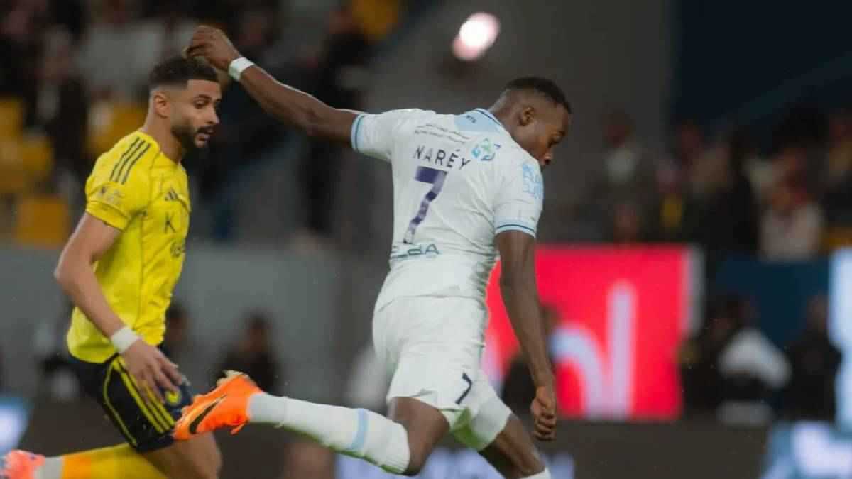 مفاجأة.. خبير تحكيمي يحسم الجدل حول تدخل نواف العقيدي على خالد ناري (فيديو)