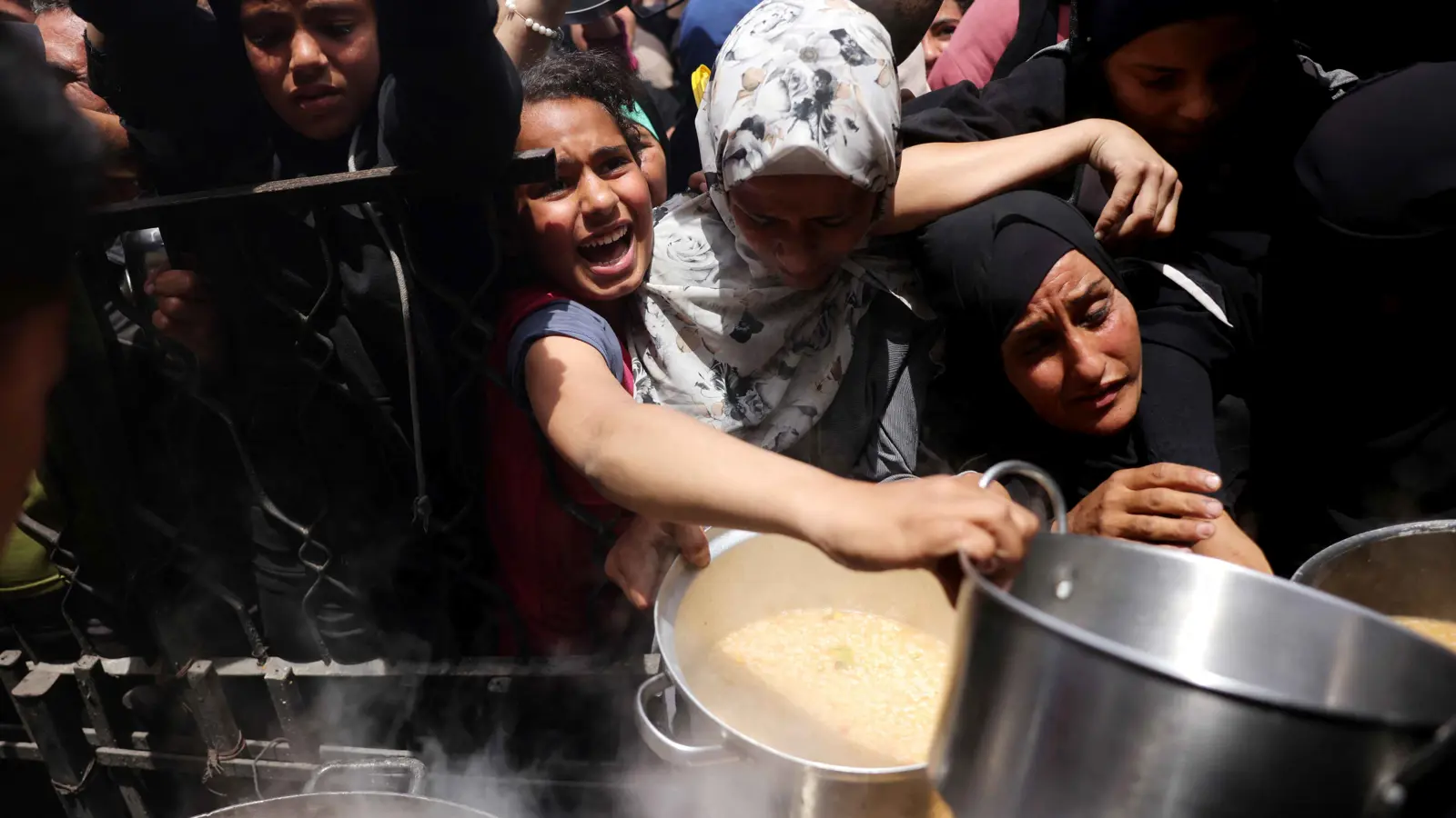 واشنطن تبلغ إسرائيل "انزعاجها" من الوضع الإنساني في غزة