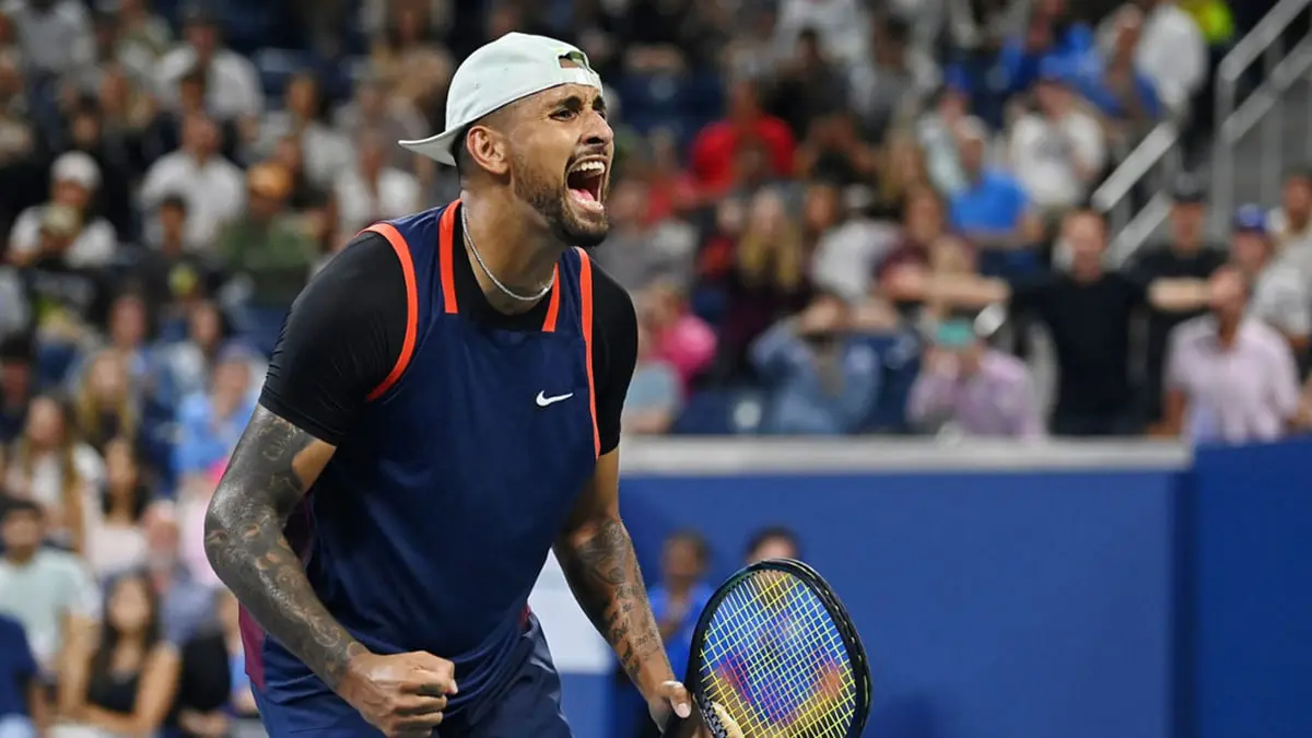 كيريوس يطيح بحامل اللقب ميدفيديف ويتأهل لدور الثمانية ببطولة أمريكا المفتوحة