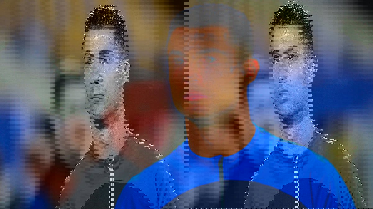 آثار الحجامة تظهر على ساق رونالدو (صورة)