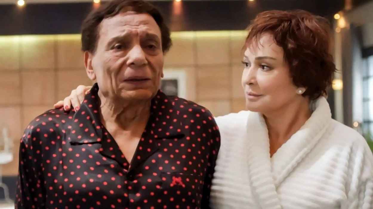 لبلبة تكشف تفاصيل الحالة الصحية للفنان عادل إمام