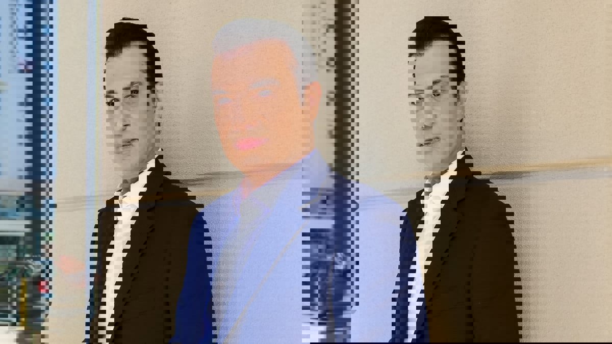 إيهاب توفيق يكشف تطورات حالته الصحية بعد دخوله المستشفى